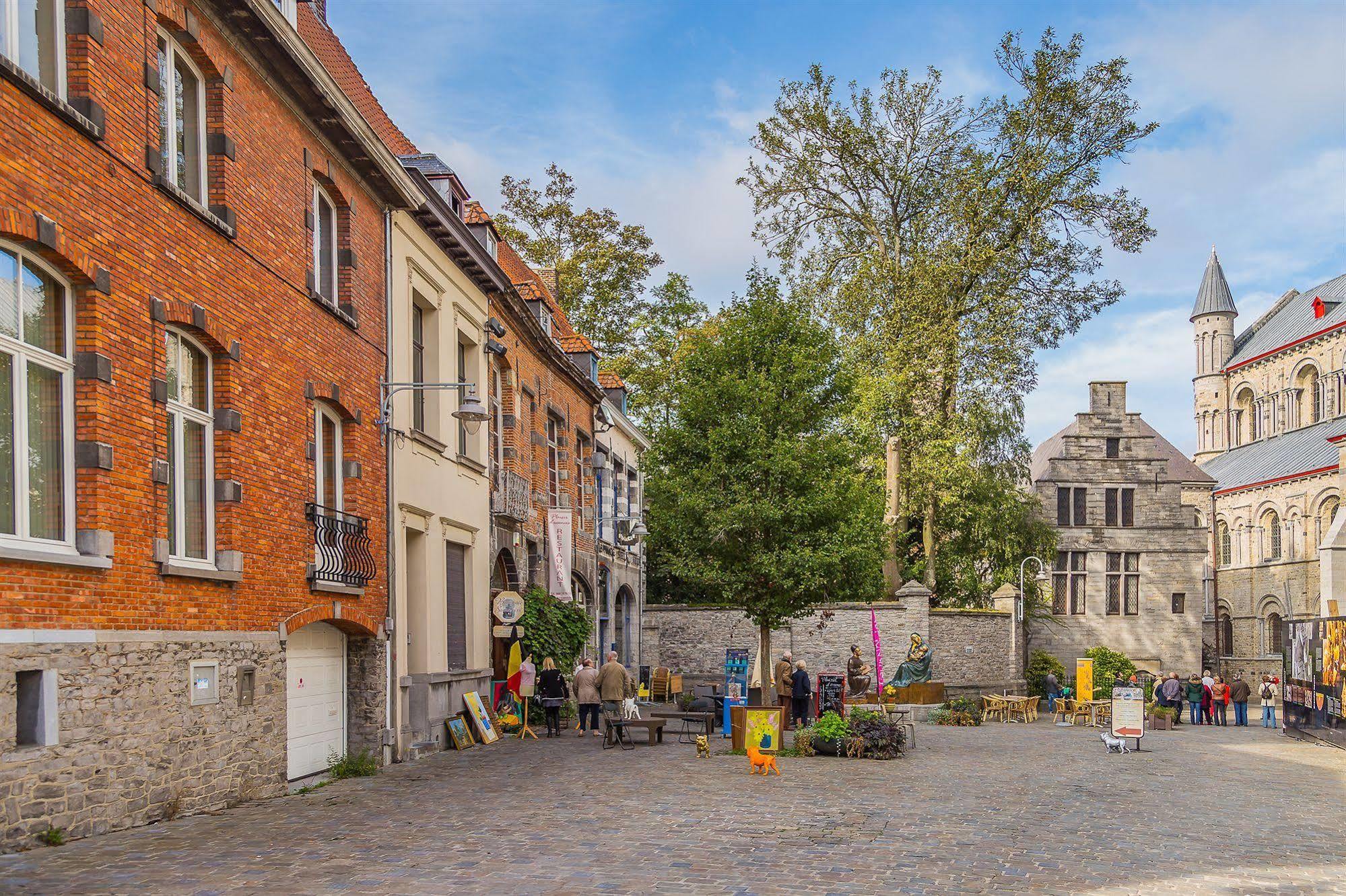 Hotel Cathedrale Tournai Exterior foto