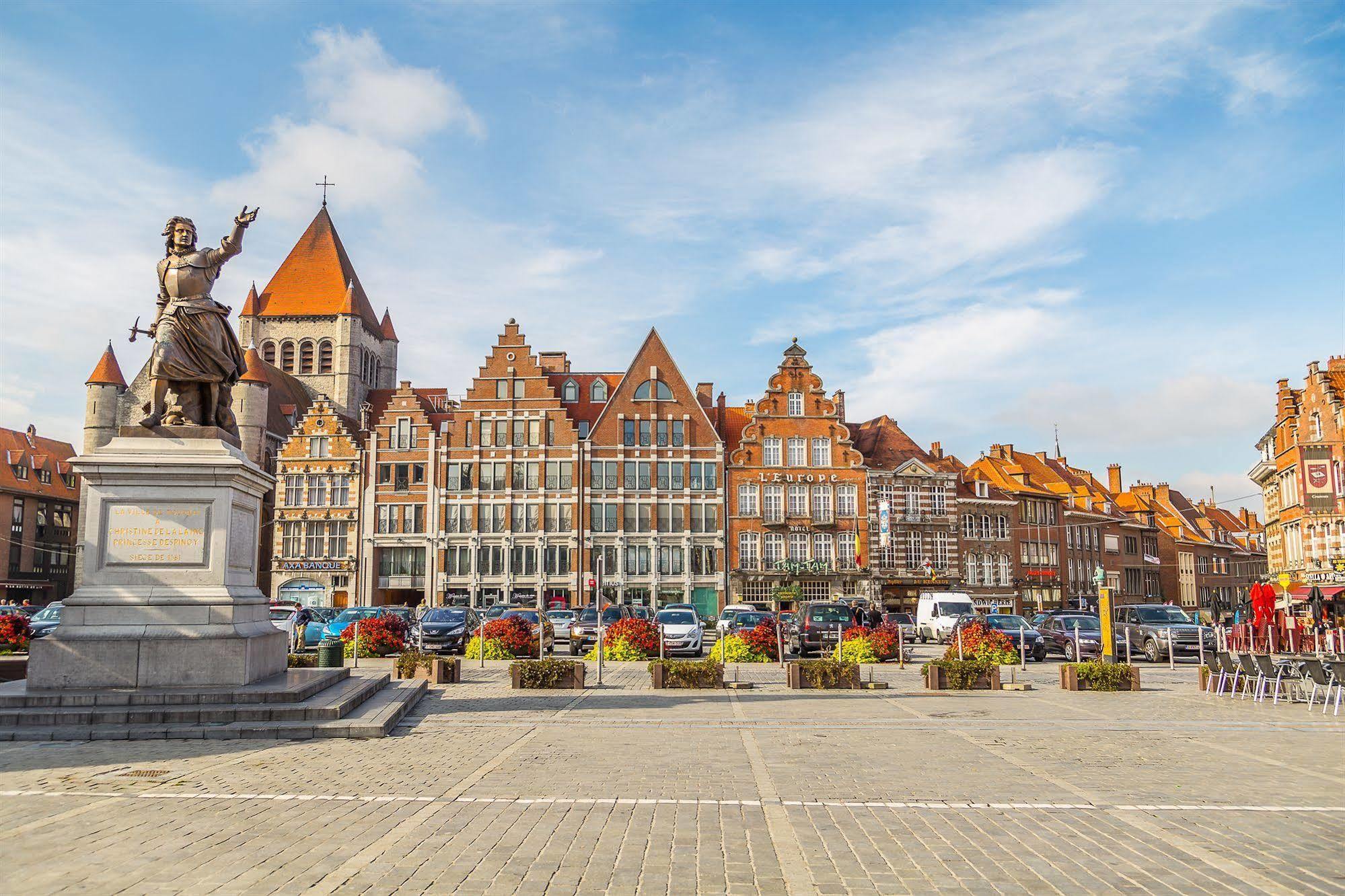 Hotel Cathedrale Tournai Exterior foto